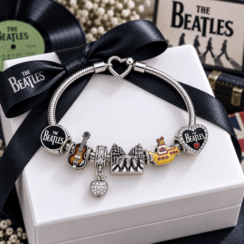 TBE Silver Charm Bracelet Set VTH